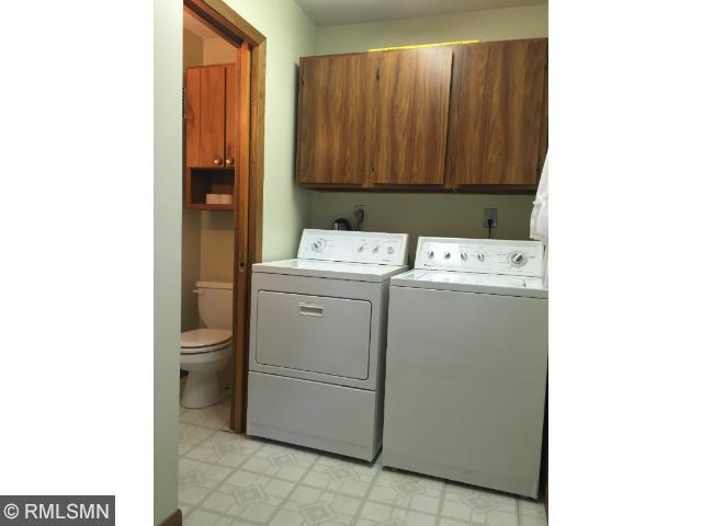 2467 E 15th Ave E, Saint Paul, MN 55109 photo 9