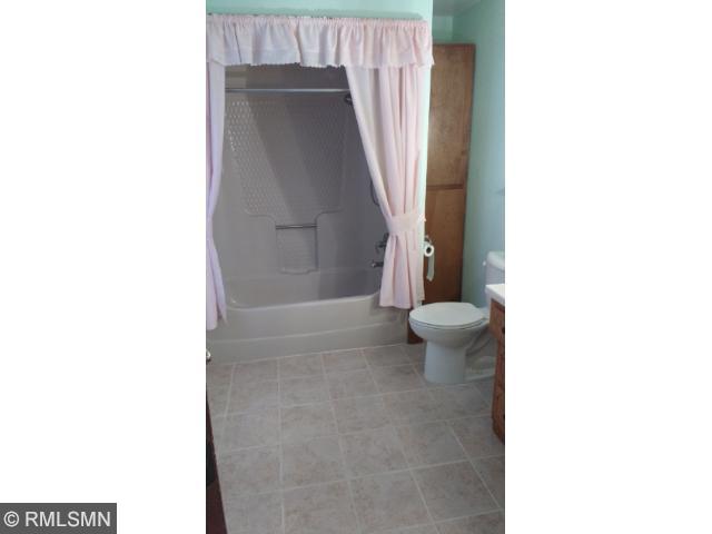 2467 E 15th Ave E, Saint Paul, MN 55109 photo 8