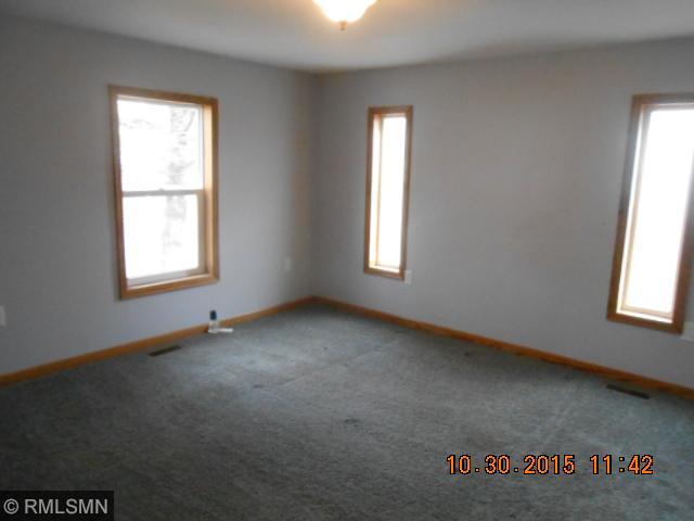 1977 Cardinal Dr, Hugo, MN 55038 photo 4
