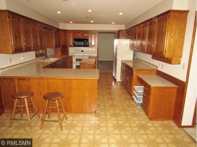 3115 Blackheath Dr, Saint Cloud, MN 56301 photo 4