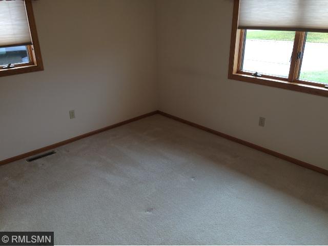 2215 Green Dr, Faribault, MN 55021 photo 17