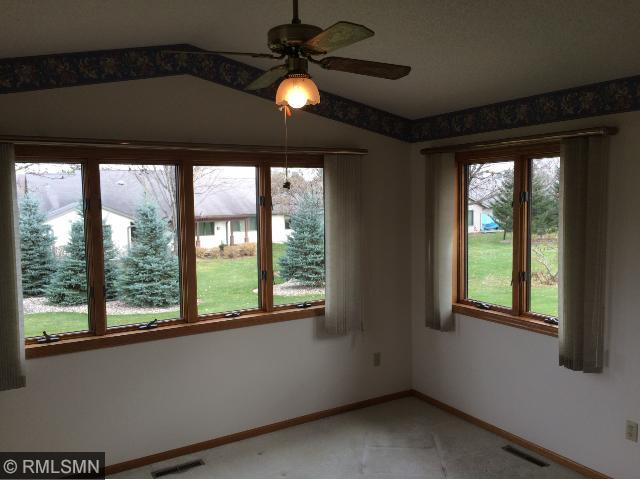 2215 Green Dr, Faribault, MN 55021 photo 10
