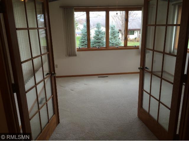 2215 Green Dr, Faribault, MN 55021 photo 9