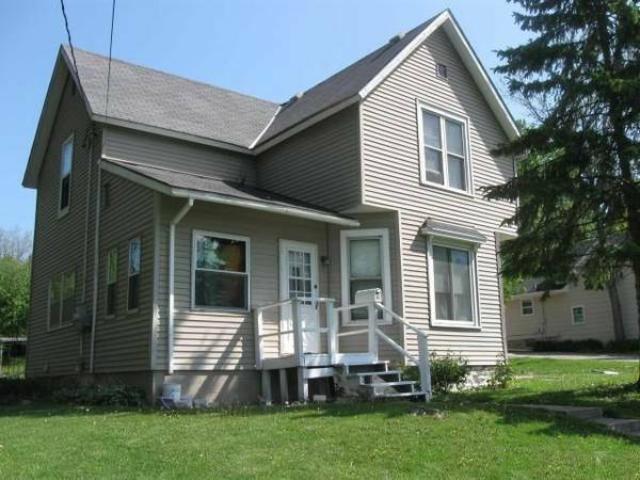 938 Division St E, Faribault, MN 55021 photo 1