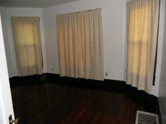 938 Division St E, Faribault, MN 55021 photo 7