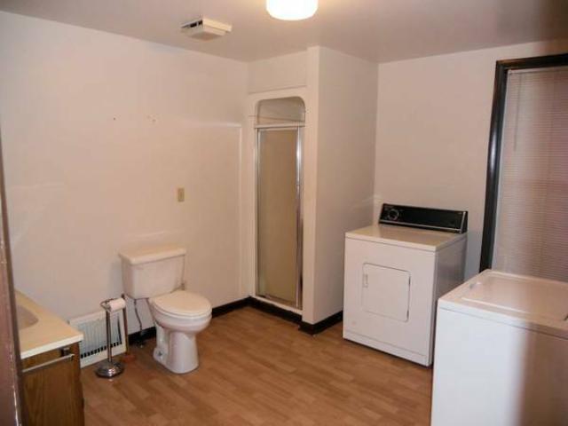 938 Division St E, Faribault, MN 55021 photo 9