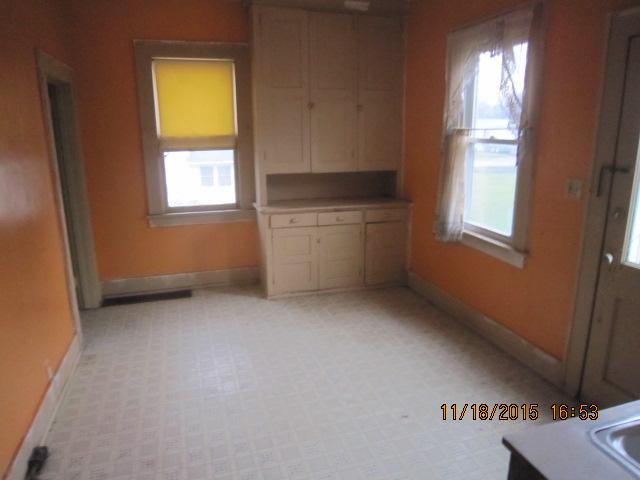 220 12th St NW, Faribault, MN 55021 photo 3