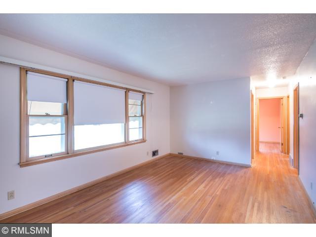 1730 Agate St, Saint Paul, MN 55117 photo 2