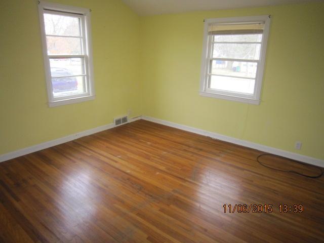 316 State St, Kenyon, MN 55946 photo 5