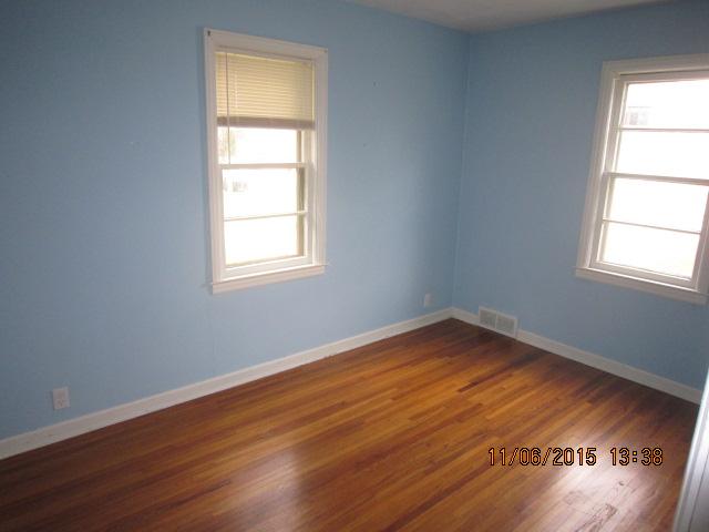 316 State St, Kenyon, MN 55946 photo 4
