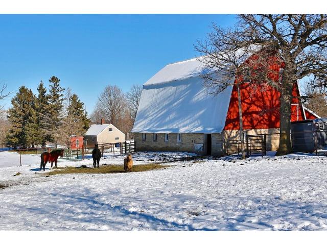 2945 220th St E, Faribault, MN 55021 photo 4