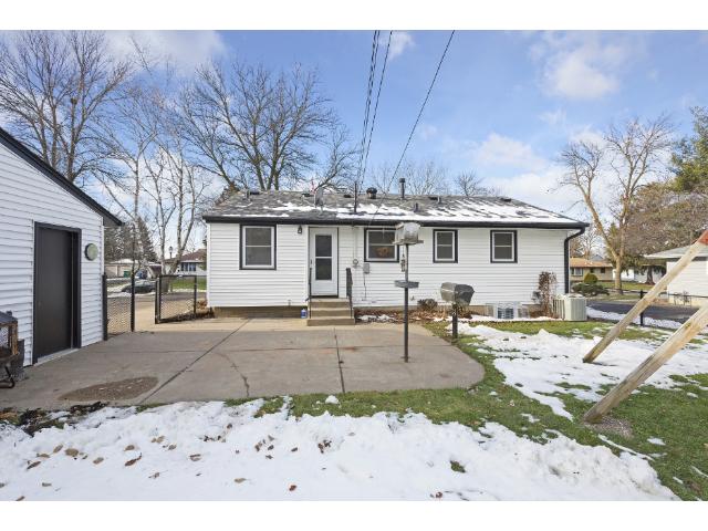 1127 Gresham Ave N, Saint Paul, MN 55128 photo 17