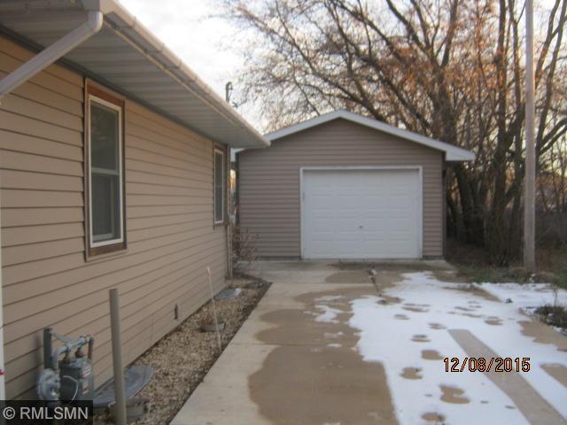 843 Maple Ave E, Mora, MN 55051 photo 2