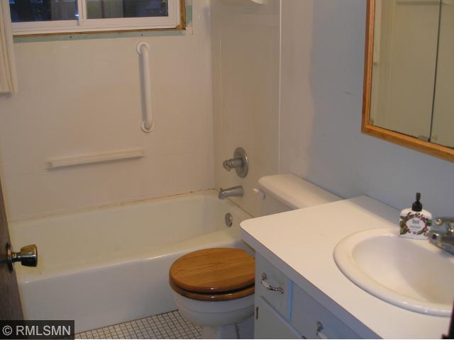 3121 Drury Ln, Mound, MN 55364 photo 6