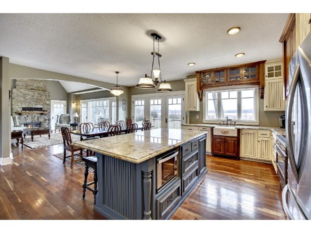 1755 Chateau Way, Maple Plain, MN 55359 photo 3