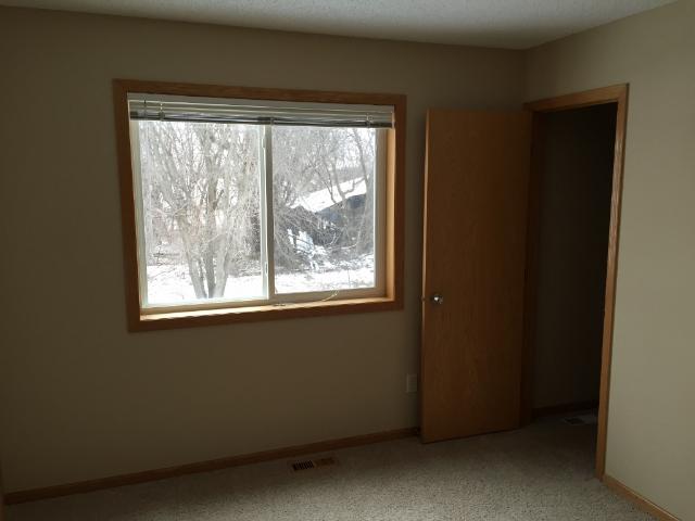 24296 Forestview Cir, Saint Cloud, MN 56301 photo 9