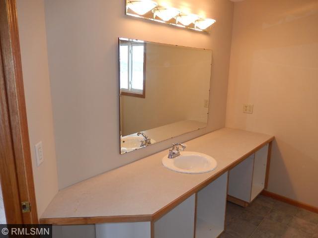 1498 150th St E, Faribault, MN 55021 photo 11