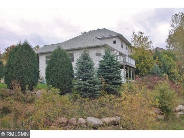 501 Cascade Dr, Chaska, MN 55318 photo 3