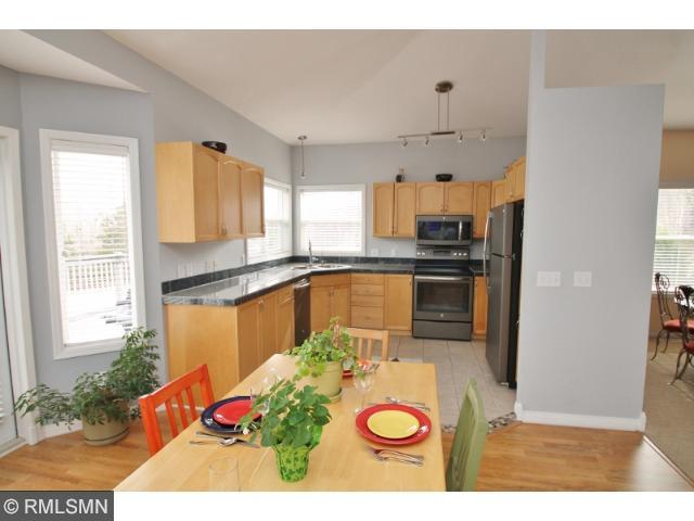 501 Cascade Dr, Chaska, MN 55318 photo 8