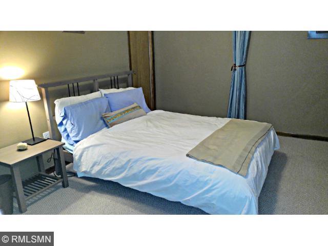 702 Wilson Ave SE, Saint Cloud, MN 56304 photo 9