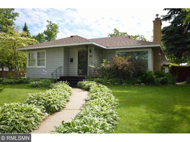 702 Wilson Ave SE, Saint Cloud, MN 56304 photo 1