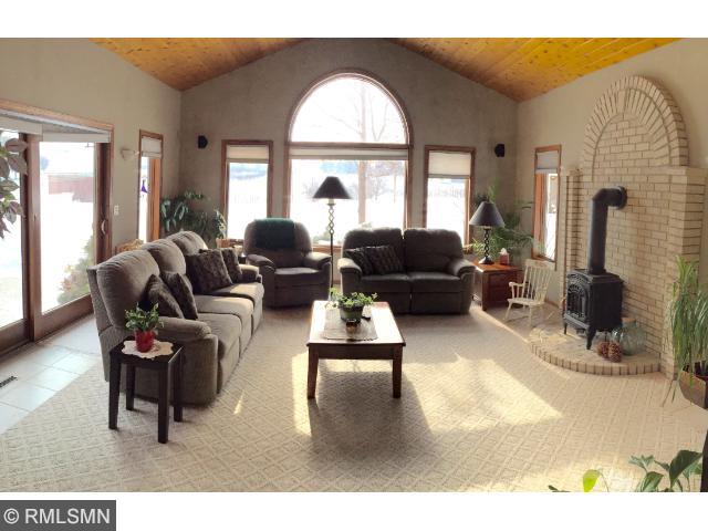 1215 Maple Ln, Faribault, MN 55021 photo 9