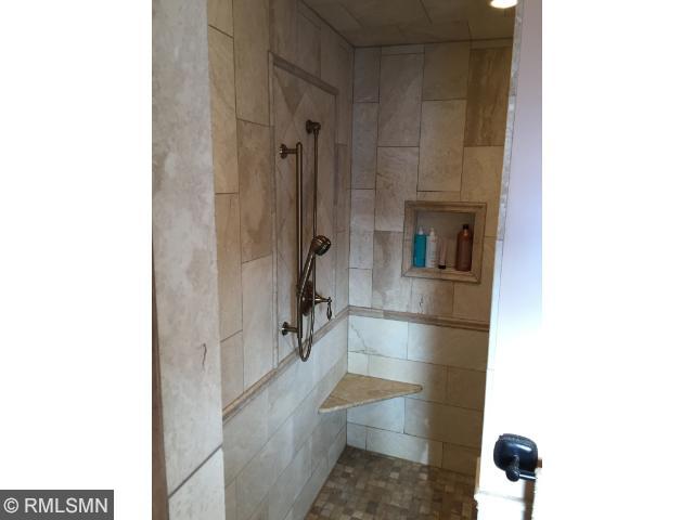 1215 Maple Ln, Faribault, MN 55021 photo 12