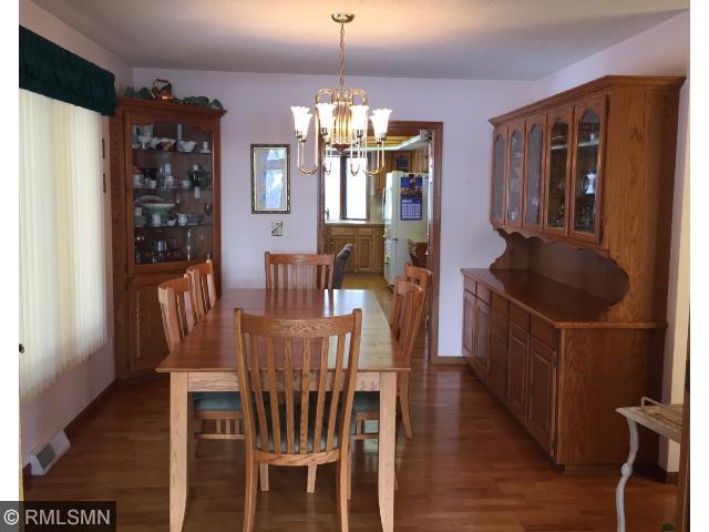 1215 Maple Ln, Faribault, MN 55021 photo 8