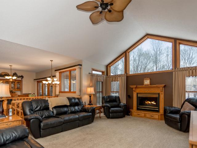 5125 Oxbow Pl, Champlin, MN 55316 photo 2
