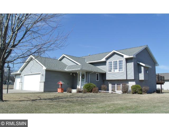 1205 18th St E, Glencoe, MN 55336 photo 1