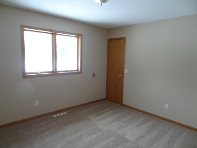 1104 1st St SE, Faribault, MN 55021 photo 10