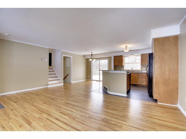 65 Pleasant Ln E, Excelsior, MN 55331 photo 4