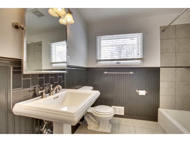 65 Pleasant Ln E, Excelsior, MN 55331 photo 13