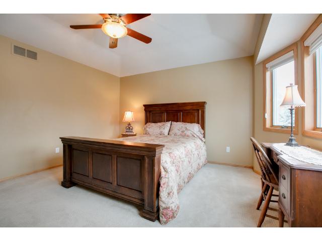 5810 Three Oaks Ave, Maple Plain, MN 55359 photo 7