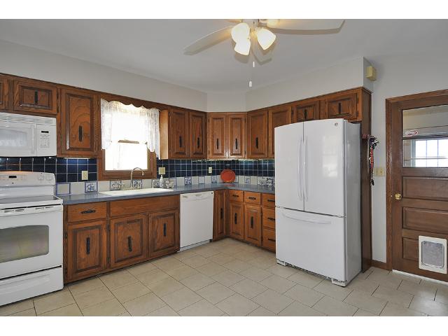 112 3rd Ave NW, Faribault, MN 55021 photo 4