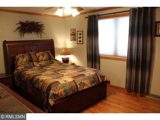 206 7th St E, Glencoe, MN 55336 photo 7