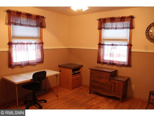 206 7th St E, Glencoe, MN 55336 photo 10
