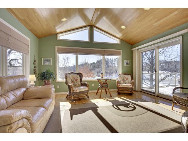 1510 Clemson Ct, Eagan, MN 55122 photo 3