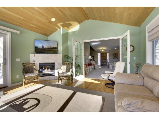 1510 Clemson Ct, Eagan, MN 55122 photo 4