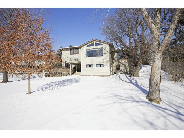 1510 Clemson Ct, Eagan, MN 55122 photo 17