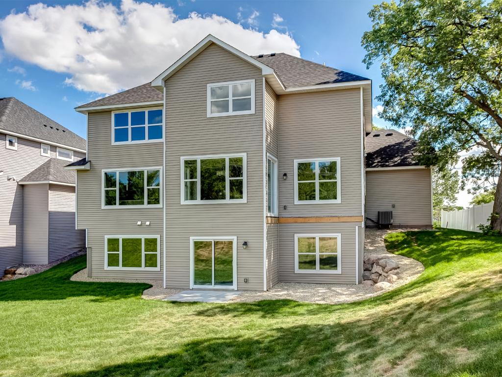 10700 Three Oaks Ln, Champlin, MN 55316 photo 18