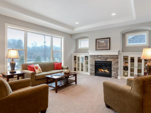 10700 Three Oaks Ln, Champlin, MN 55316 photo 4
