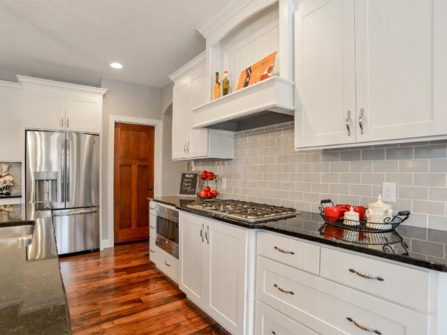 10700 Three Oaks Ln, Champlin, MN 55316 photo 7