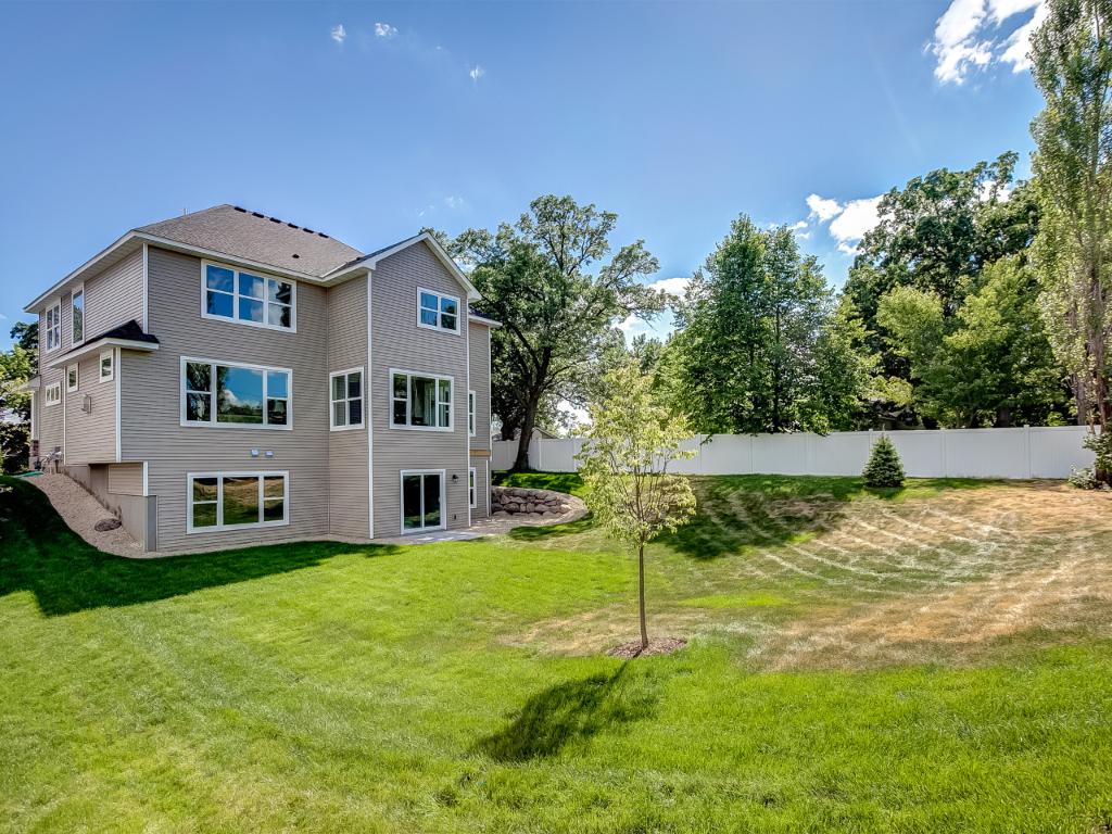 10700 Three Oaks Ln, Champlin, MN 55316 photo 19