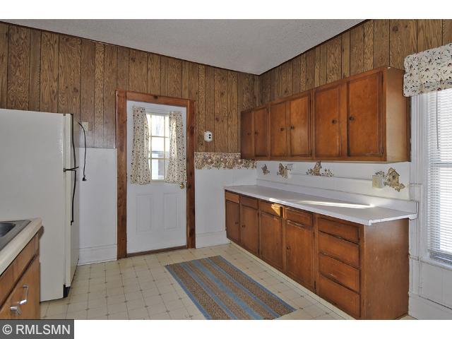 1933 7th St NW, Faribault, MN 55021 photo 5
