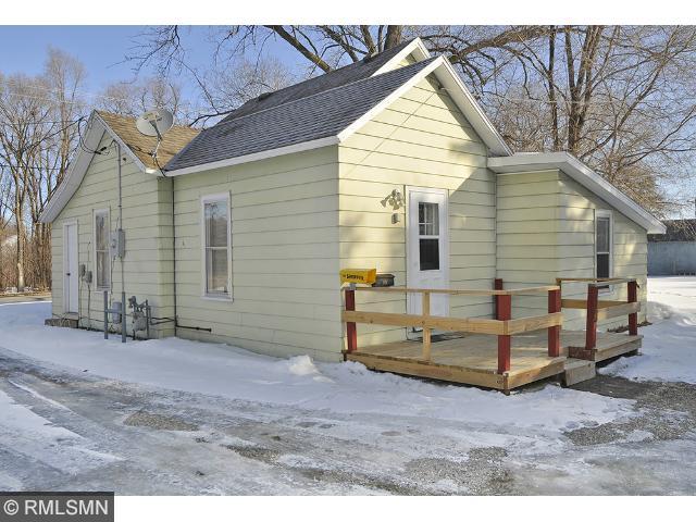1933 7th St NW, Faribault, MN 55021 photo 4