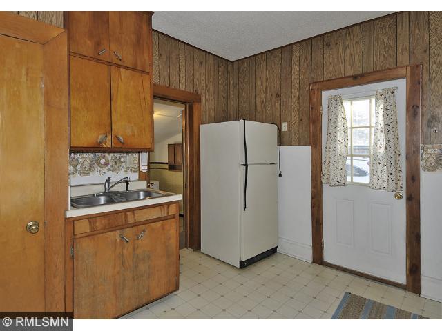 1933 7th St NW, Faribault, MN 55021 photo 6