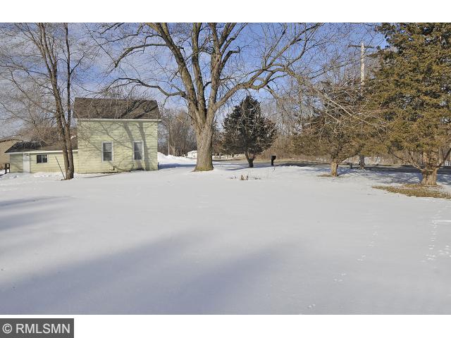 1933 7th St NW, Faribault, MN 55021 photo 3
