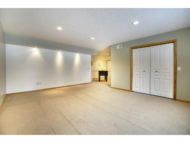 9184 White Oaks Trl, Champlin, MN 55316 photo 11
