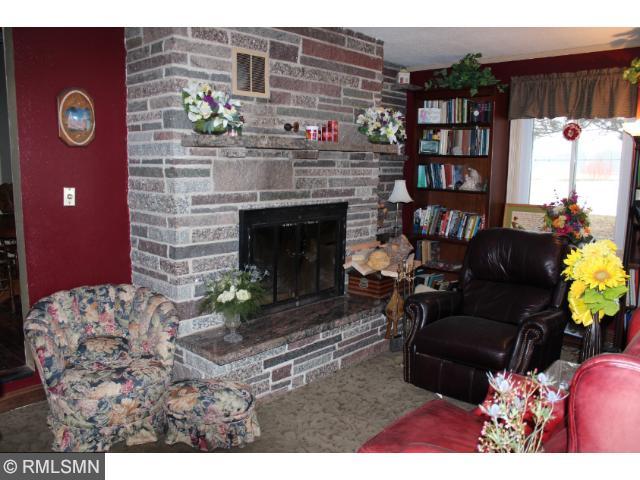 12596 97th Ave, Milaca, MN 56353 photo 4